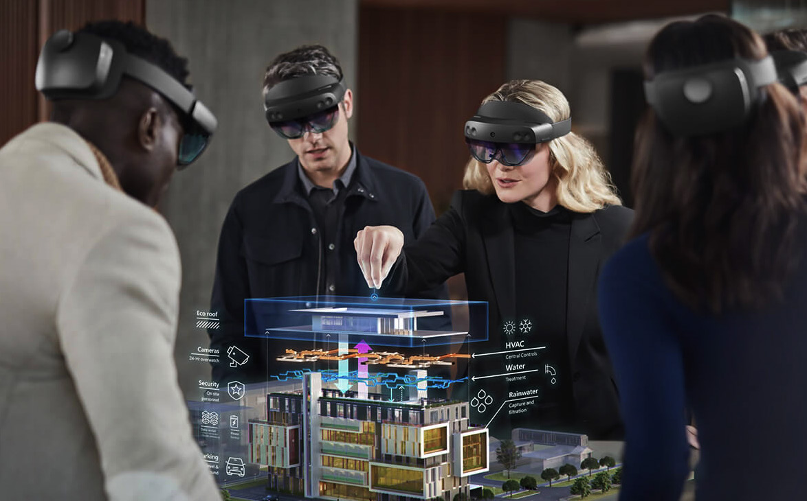 Microsoft HoloLens 2 immersive brand experience